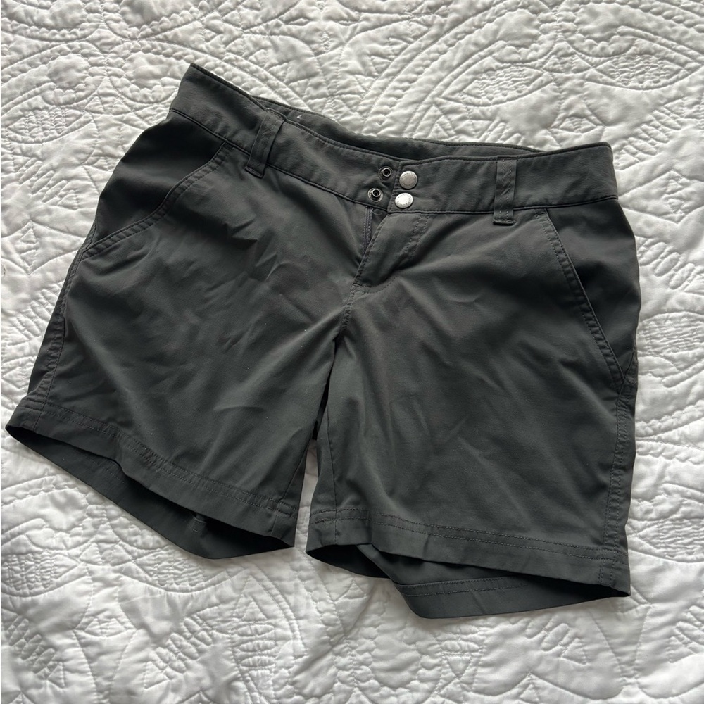 Columbia Women's Gray Hiking Shorts